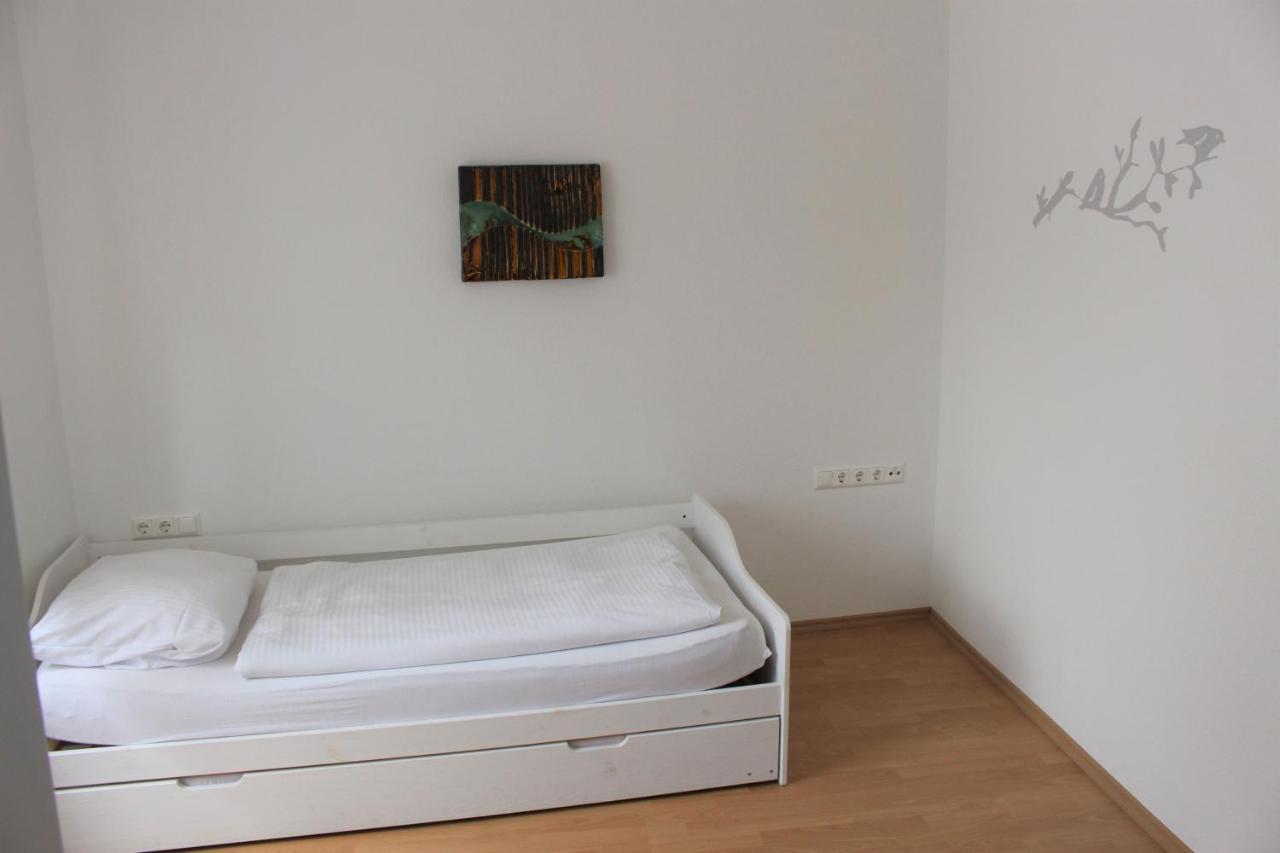 Hotel Ulmer Spatz Esterno foto