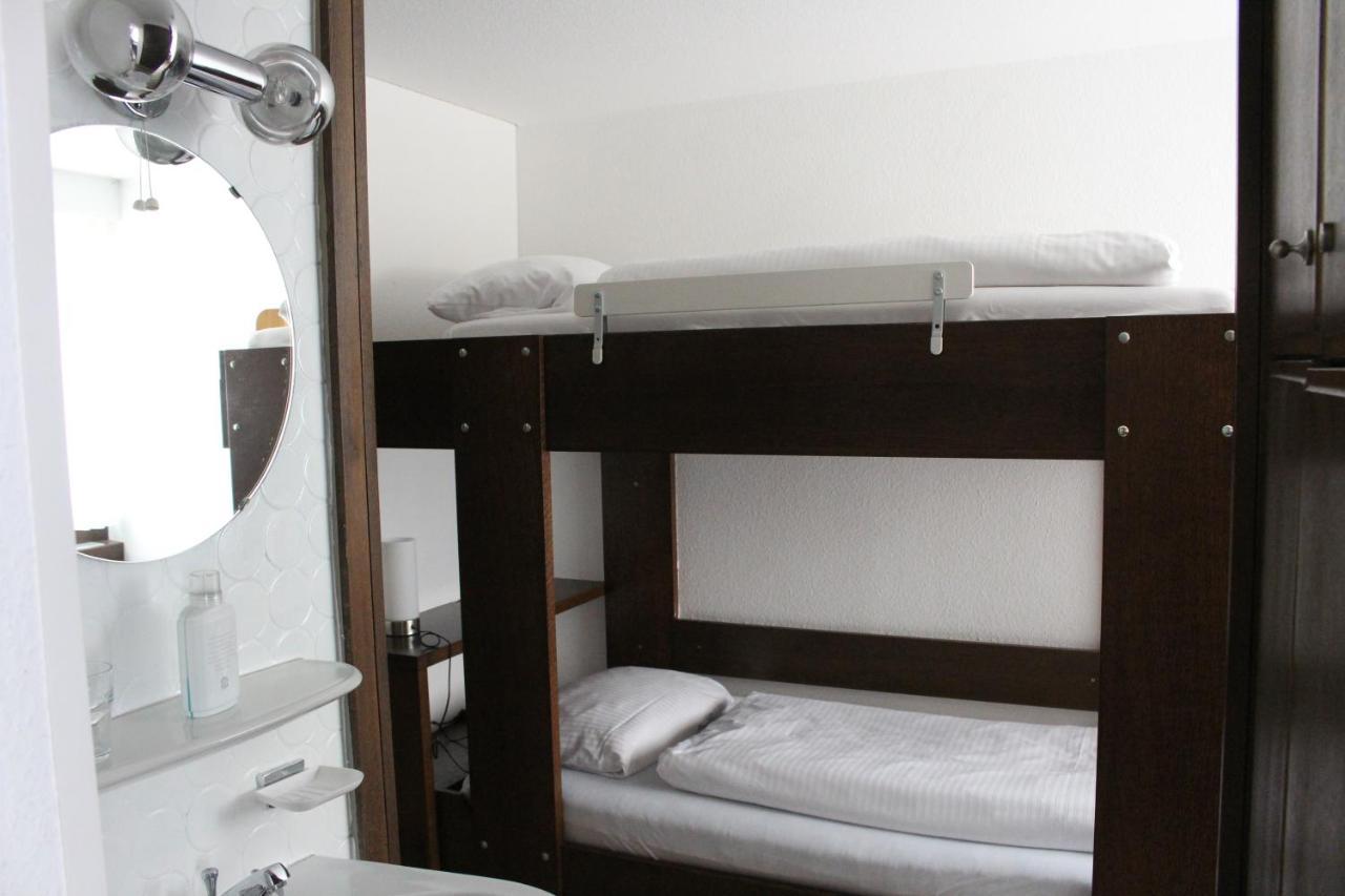 Hotel Ulmer Spatz Esterno foto