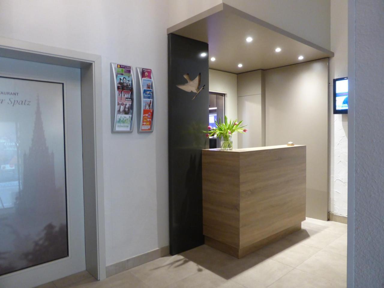 Hotel Ulmer Spatz Esterno foto