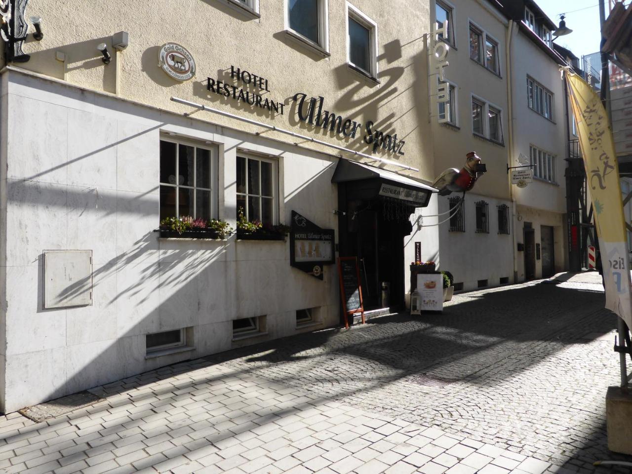 Hotel Ulmer Spatz Esterno foto